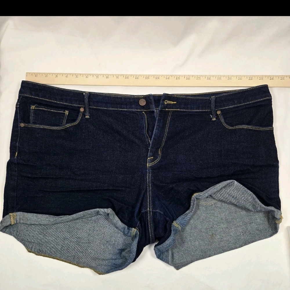 Ava & Viv Womans Midi Denim Shorts Power Stretch  Plus Size 24 W Blue Dark Wash